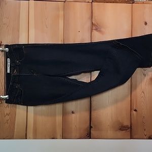 DKNY Soho Jeans, Size 8 Regular, Dark Wash Denim (30"W x 27" Inseam)